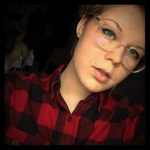 Meet your Posher, Kendra